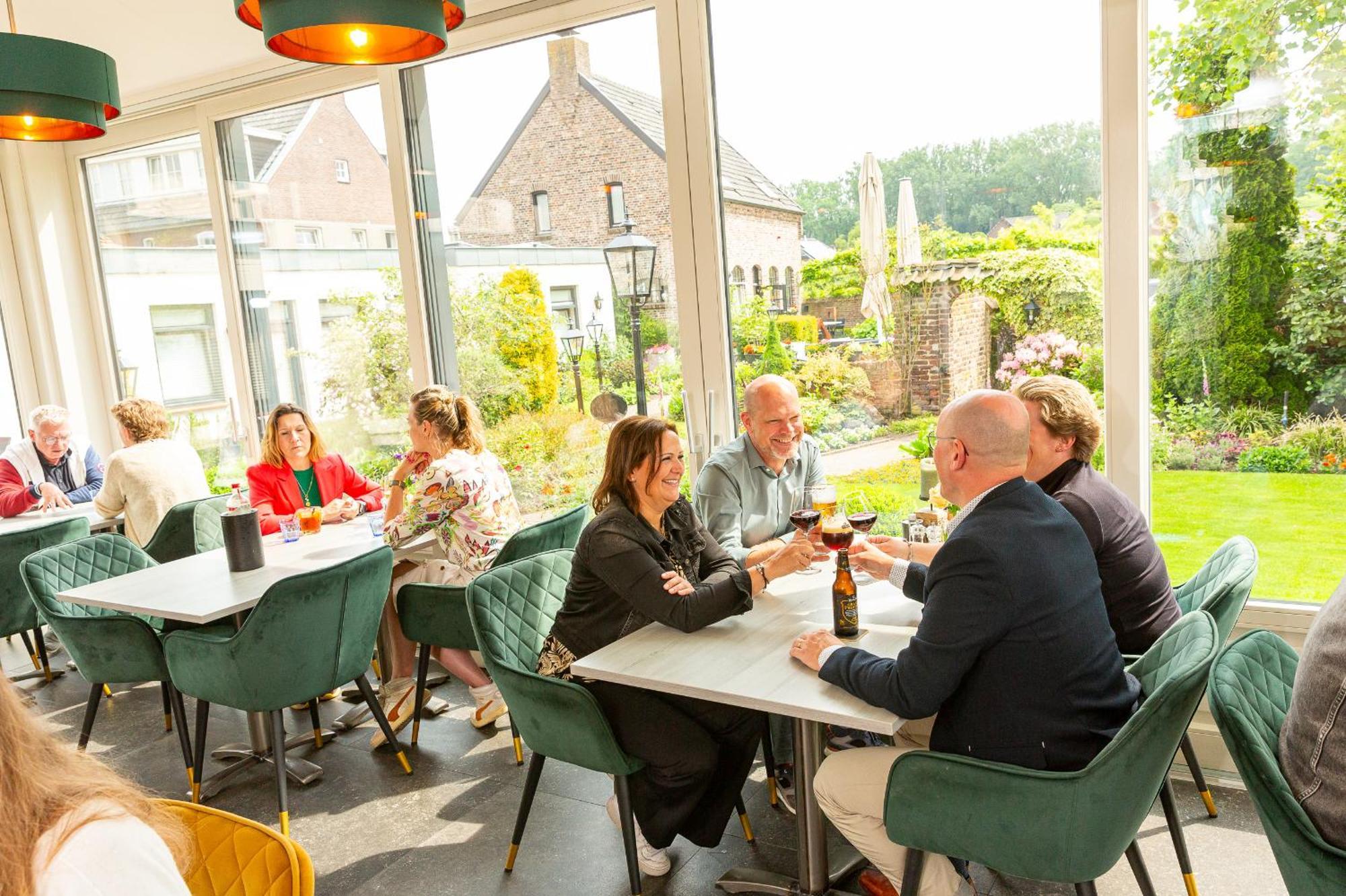 Hotel De Maasparel Arcen Bagian luar foto