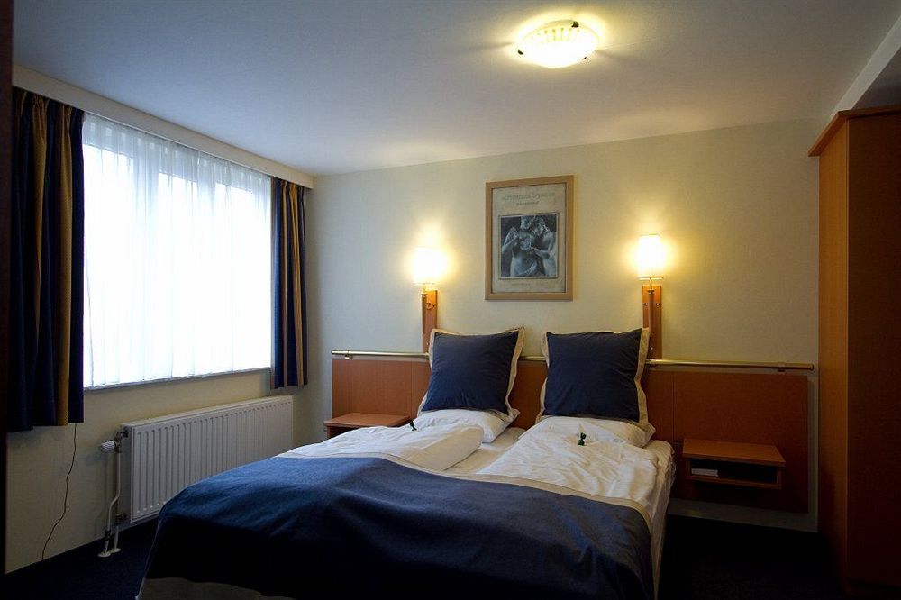 Hotel De Maasparel Arcen Bagian luar foto